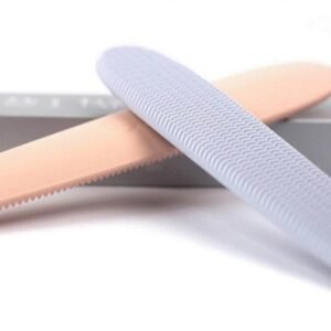 Grove Coat Comb, product photograph